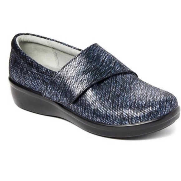 Alegria Lauryn Metallic Comfort Slip On Loafers Blue EU 37 Wide NWOB - Picture 1 of 15